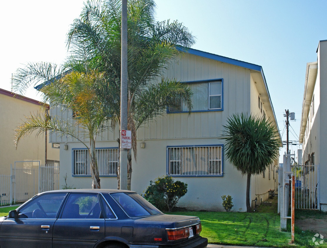 Building Photo - 1971 S Garth Ave