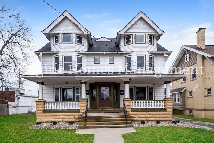 Primary Photo - 1415 Wagar Ave