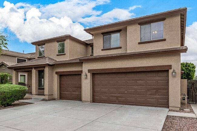 Building Photo - STUNNING 5 Bedroom Home in Peoria!