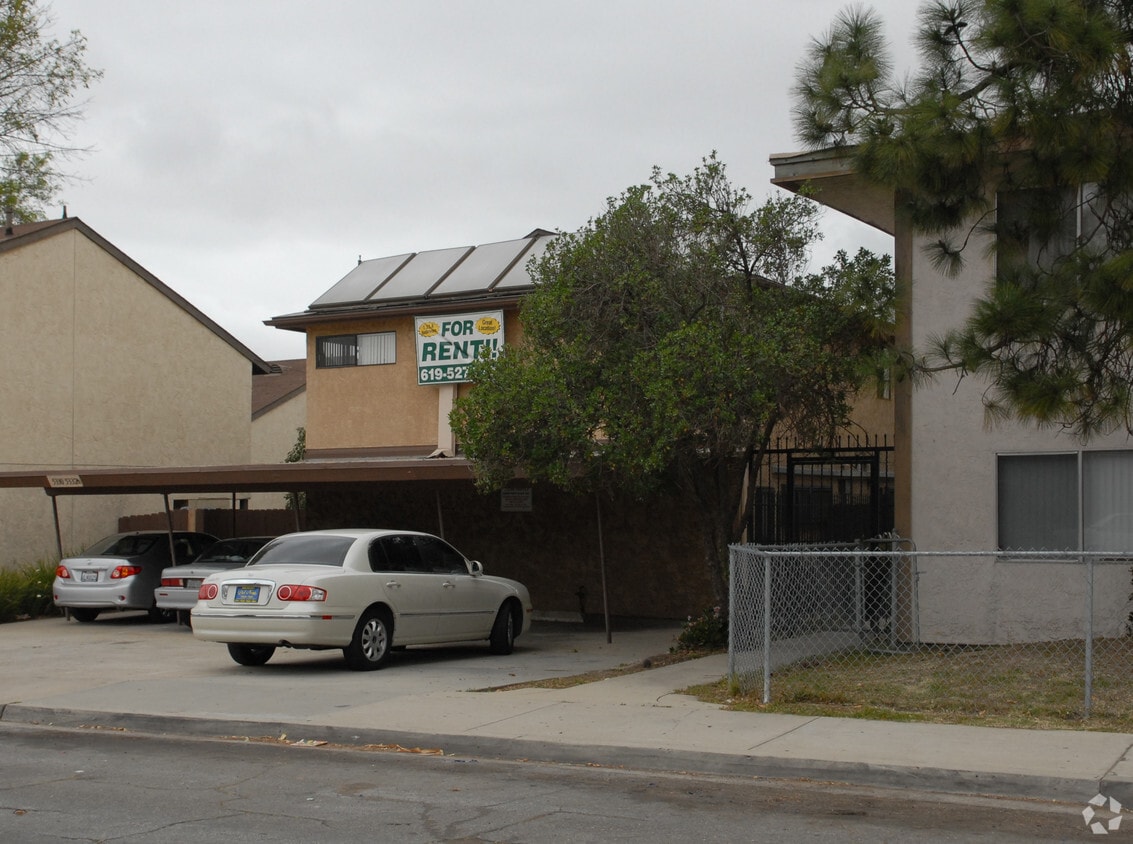 Building Photo - 5330 Rex Ave