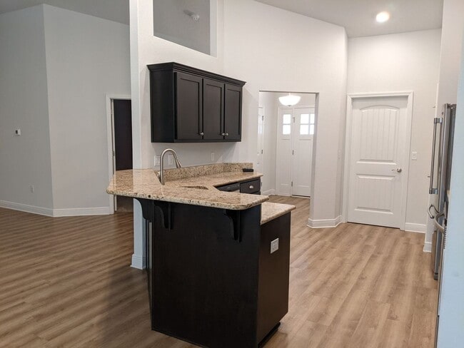 Foto del edificio - Craftsman-Style 4-Bedroom Home - Winners Gait