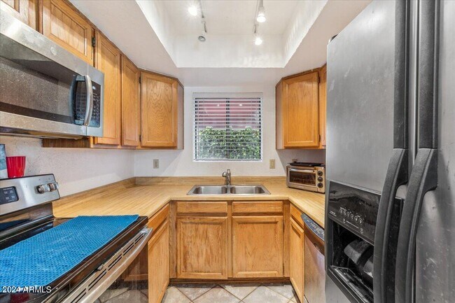 Foto del edificio - 13813 N 42nd St