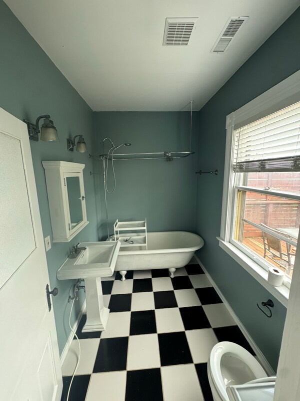 Foto del edificio - 33 NE San Rafael St