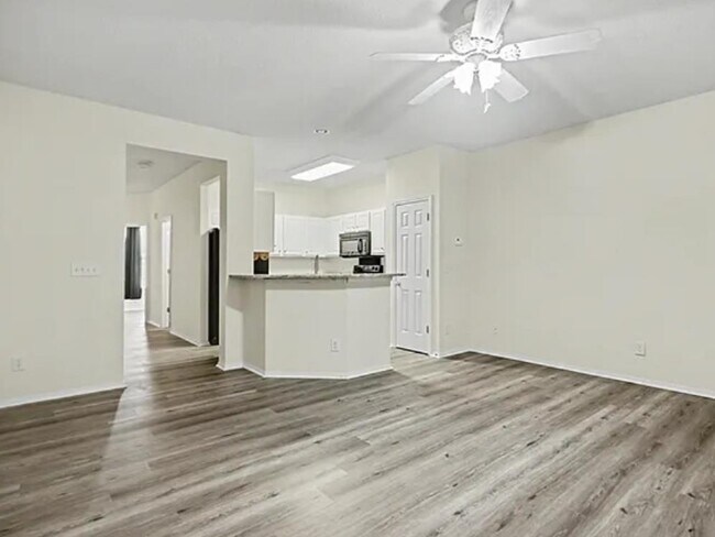 Building Photo - 113 Olde Towne Way