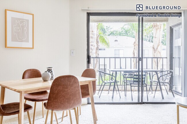 Foto del edificio - 268 W Dryden St