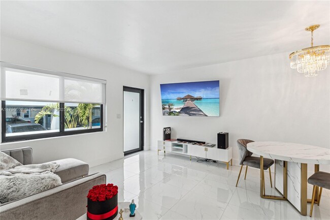 Foto del edificio - 705 83rd St