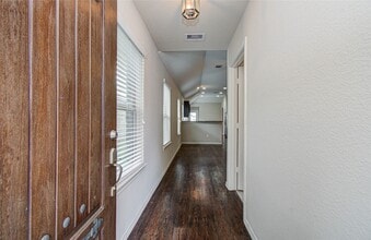 Building Photo - 1418 Spencer Glen Ln