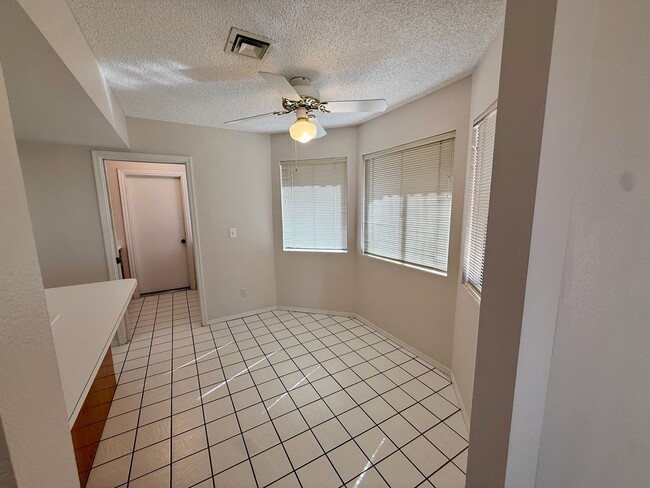 Building Photo - Townhouse on Mesa Del Sol Golf Course