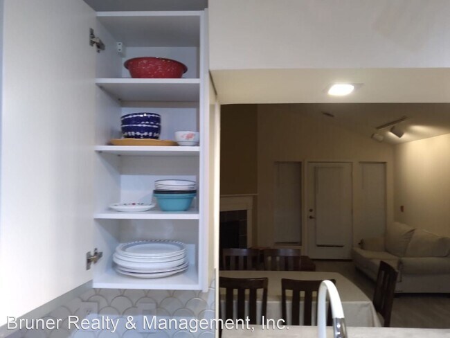 Building Photo - 2 br, 2 bath House - 909 Harbor House Driv...