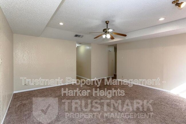Building Photo - 1804 Ronstan Dr
