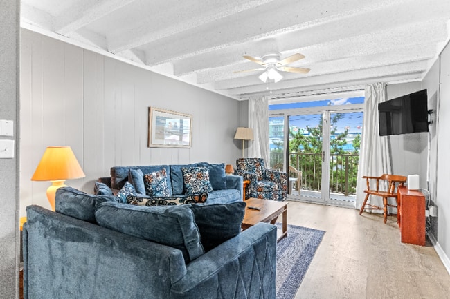 Foto del edificio - 7604 Coastal Hwy