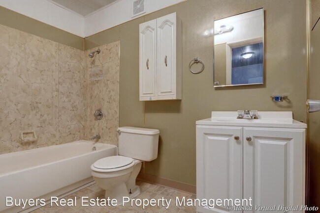 Foto del edificio - 8301 Rangeview Ave