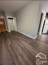 Building Photo - 725 St Johns Ave