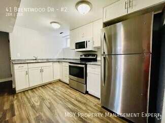 Building Photo - 41 Brentwood Dr