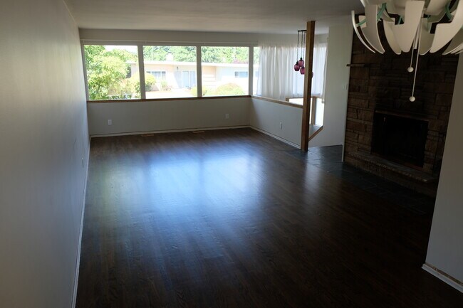 Foto del edificio - 8009 S 113th St