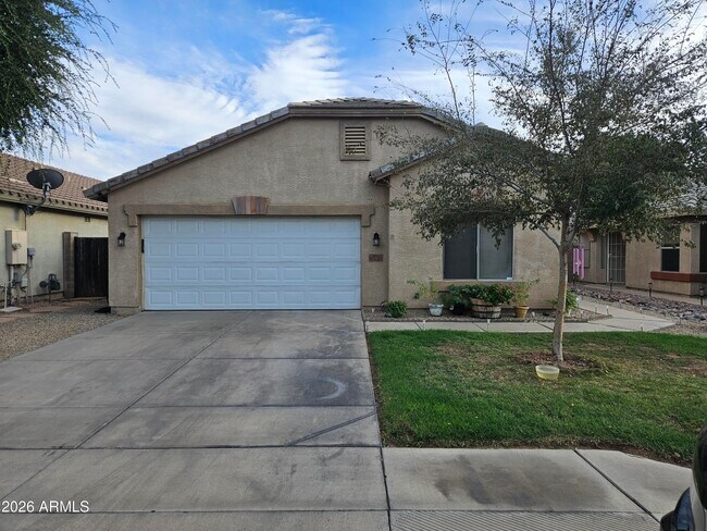 Building Photo - 10937 E Catalina Ave