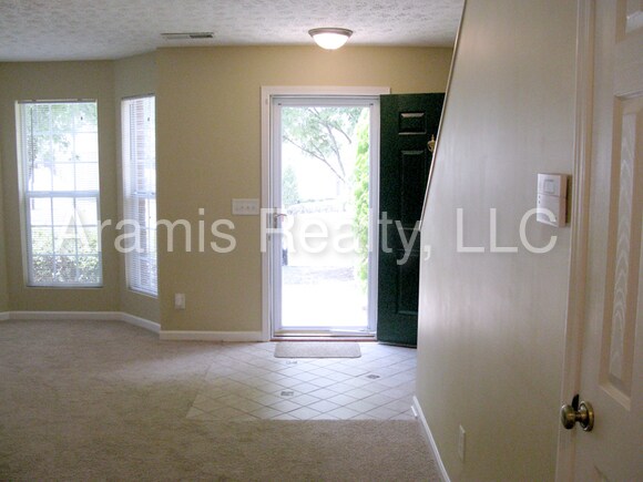 Building Photo - 2842 Norfair Loop