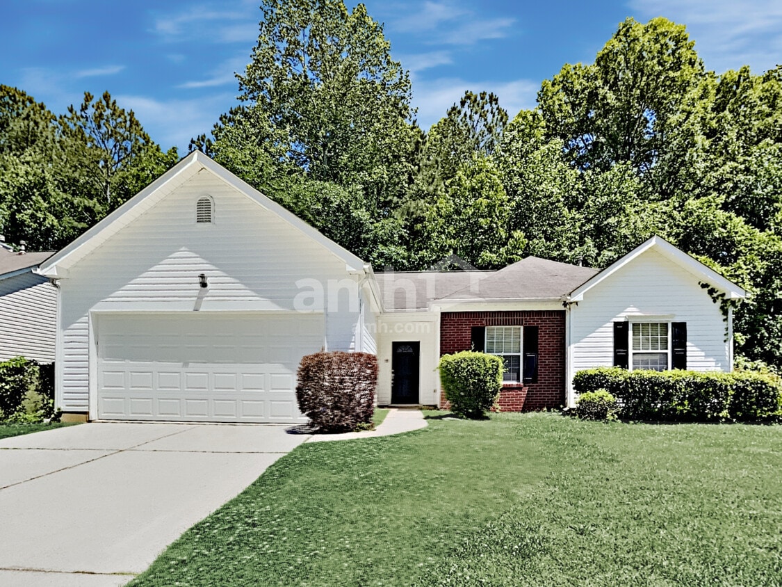 6812 Bridgewood Drive House Rental in Austell, GA