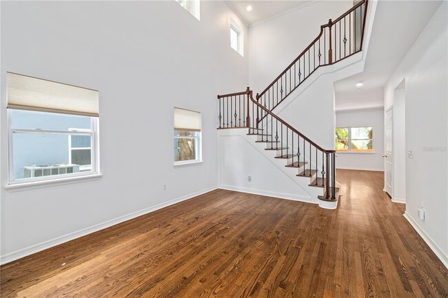 Building Photo - 2709 W Bay Ave