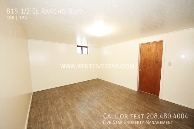 Building Photo - 1 Bedroom Apartment in Desirable Neighborh...