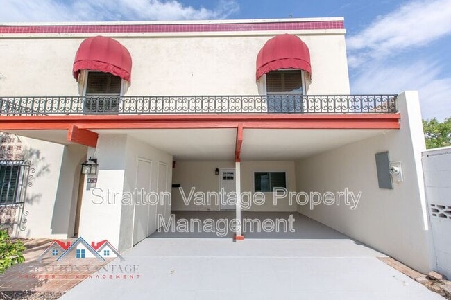 Building Photo - 3507 North 25th Pl