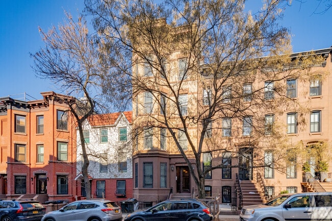 Building Photo - 21 Lincoln Pl