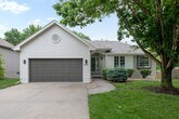 Foto principal - Available for a June Move-in Date.