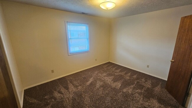 Foto del edificio - College Park - August 2026