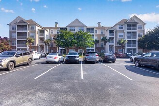 Building Photo - 11251 Campfield Dr