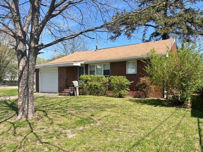 Foto del edificio - 718 Powhatan Pkwy