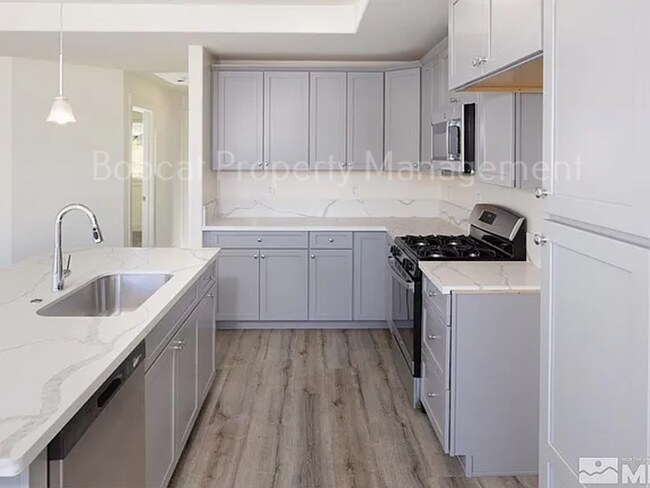 Foto del edificio - 909 Saltbrush Rd