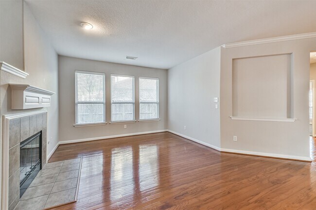 Foto del edificio - 9506 Gramond Hall Ct
