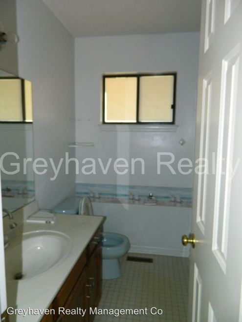 Building Photo - 1723 Ajax Trl
