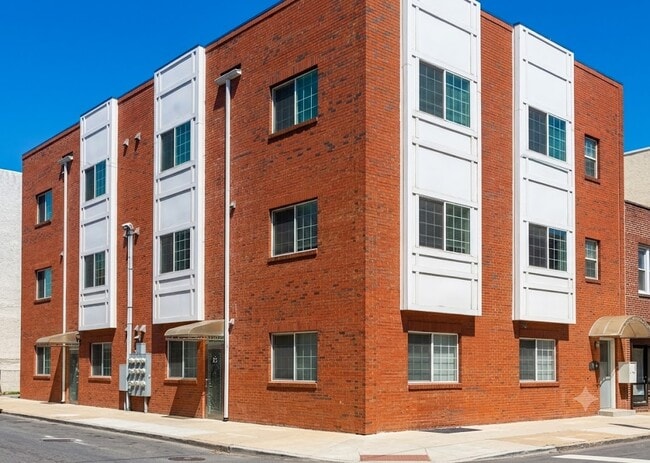Building Photo - 628 N 11th St