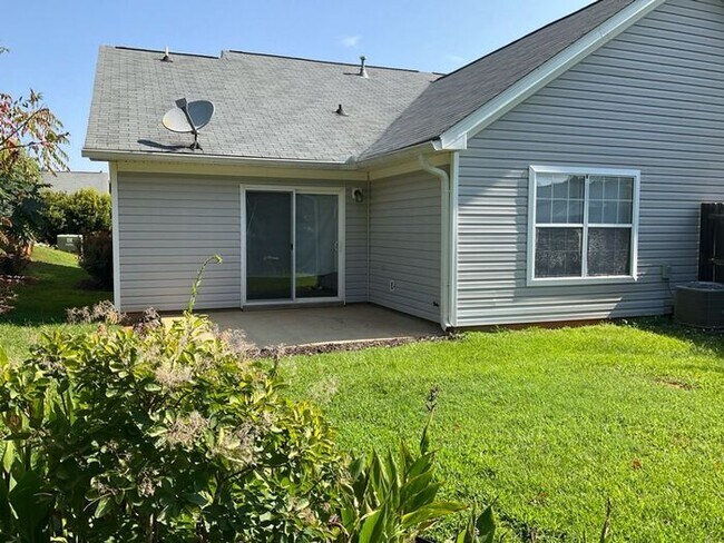 Building Photo - Fairhaven Patio Home