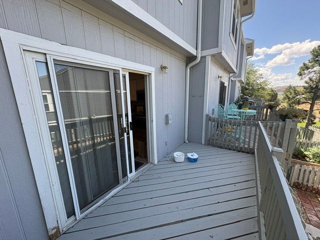 Foto del edificio - 2076 Oakcrest Cir