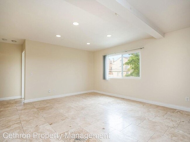 Building Photo - 2 br, 2 bath House - 277 Elm Avenue #C