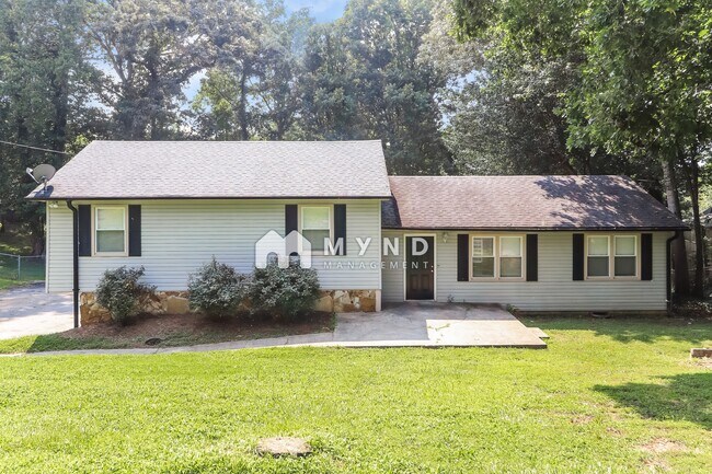 Building Photo - 5243 Valleyview Dr