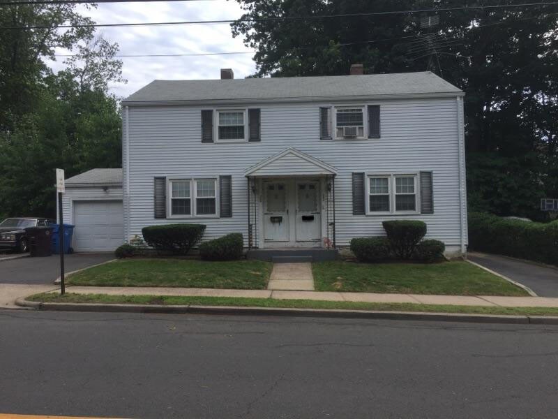 500/502 - 502 Black Rock Ave