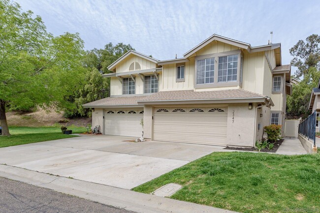 Building Photo - 2347 Manzana Way