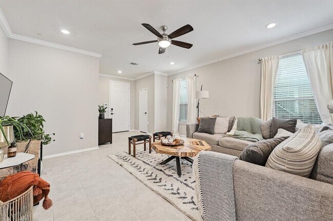 Building Photo - 9004 Acorn Cup Dr