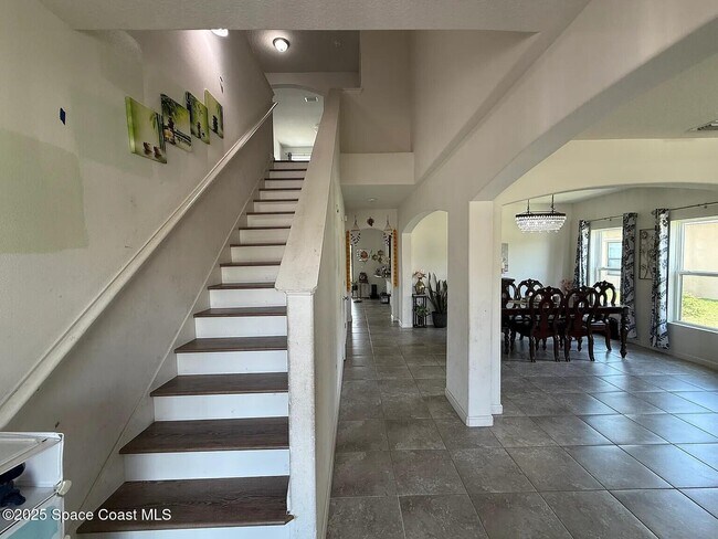 Building Photo - 4369 Alligator Flag Cir