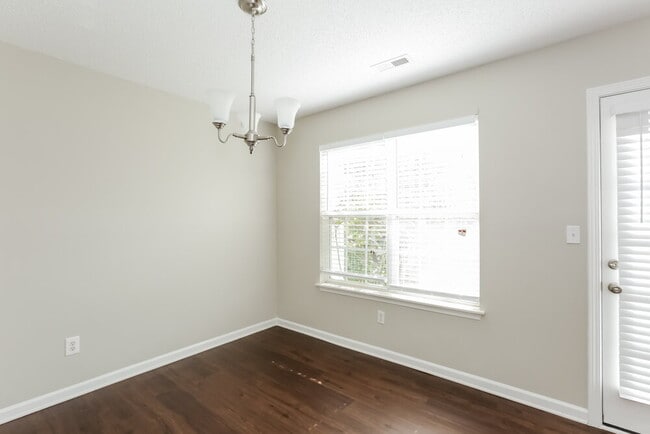 Building Photo - 8303 Hornwood Ct