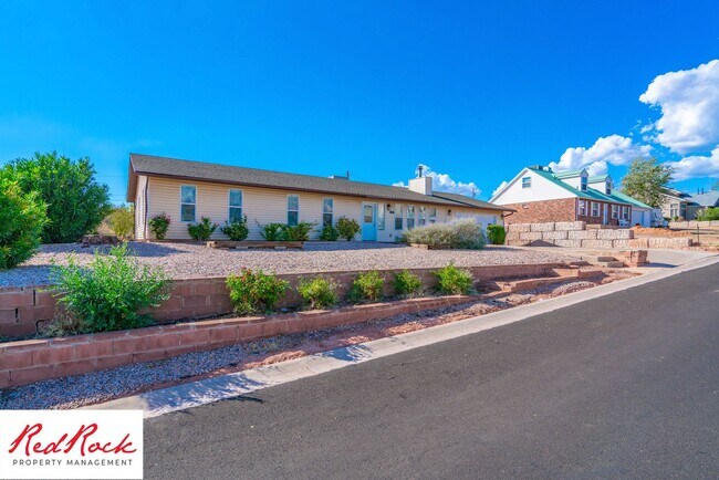 Building Photo - Bright & Spacious 3-Bed, 2-Bath Home in Wa...
