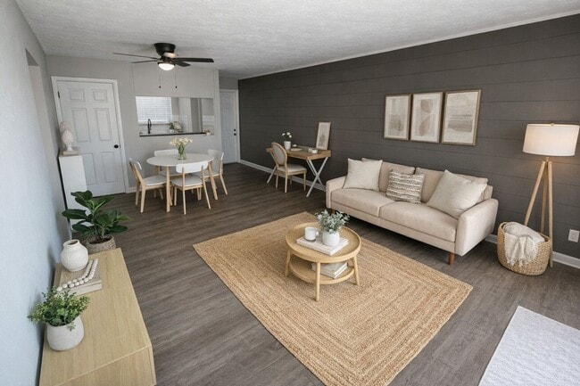 Interior Photo - Oasis at San Marco