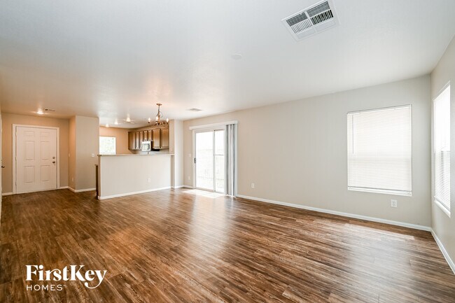 Foto del edificio - 1233 Plum Canyon St