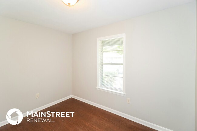 Building Photo - 5159 Downs Dr