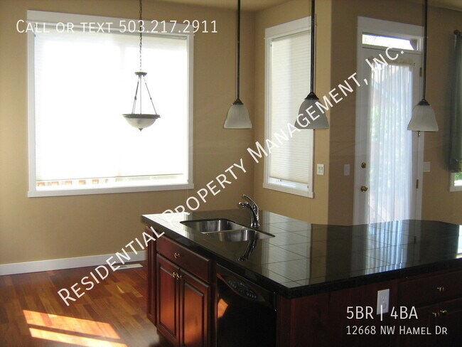 Building Photo - Primary on the main-Spacious Bethany home