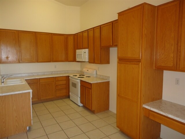 Foto del edificio - 837 S Roanoke St