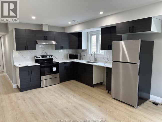 Photo du bâtiment - 757 Randolph Ave